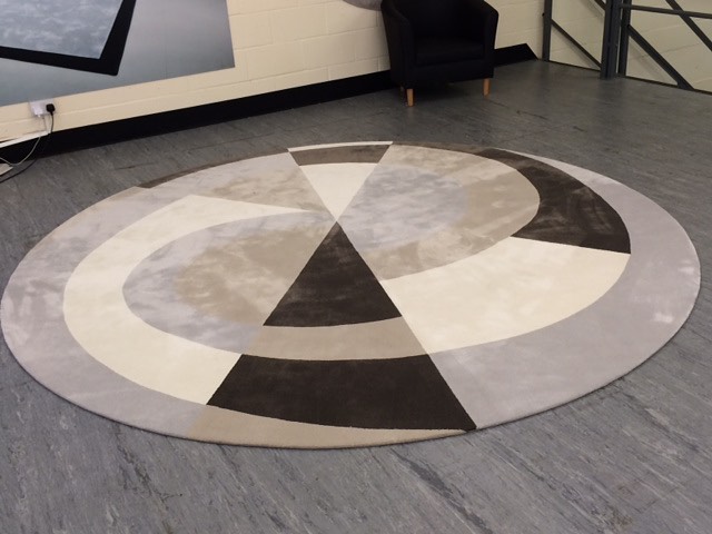 📷 While soft and luxurious to walk on, our 100% NuSilk™ rugs are engineered to withstand cleaning and are made to any size, shape, or colour. 

👉 For samples or quotes, send us a DM or click the link below:

ow.ly/9PeX50HsQVT