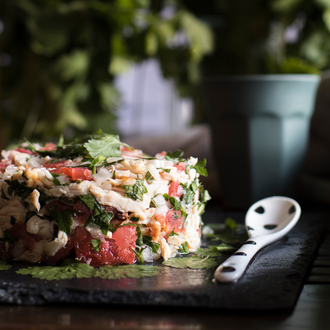 Delicatessendif's tweet photo. ¿Has probado la ensalada de pollo asado con cebolla, tomate y cilantro? Prepárala y disfruta! Con un poco de aceite de oliva virgen extra y un poquito de sal tendrás una receta completa, rica, sana y para toda la familia.
-
-
-
-
-
-

#adelgazar, #adelgazarcomiendo, #delicates https://t.co/rkiLrvwQjg