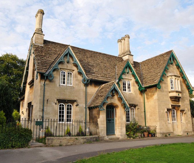 tuscanfoundry's tweet photo. Listed Buildings – We bust some Common Myths and Issues that people believe to be true regarding listed building...

Read on: https://t.co/VUq5SldNh3

#listedbuilding #listedbuildings #conservation #restoration https://t.co/GO4k9bRrYA