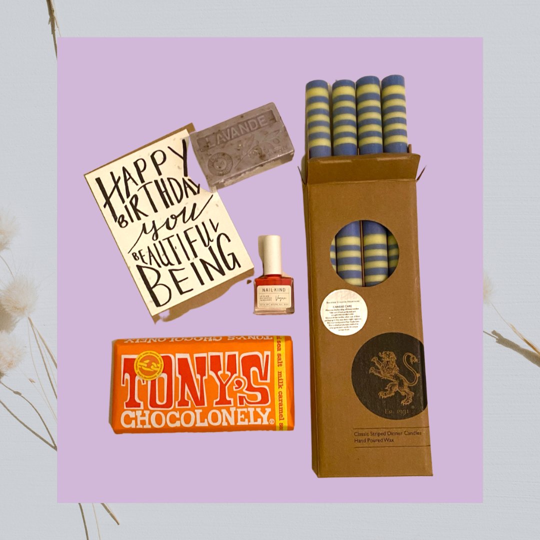 A beautiful birthday bundle!🪁Plantable card, plastic free, fairtrade, ecofriendly, natural products. Oh and a delicious 100% slave free <a href="/TonysChocoUK_IE/">Tony's Chocolonely UK & IRE</a> bar too! Gifts that give back: acircleback.com #giftsthatgiveback #ethical #sustainable #socialimpact #giftideas