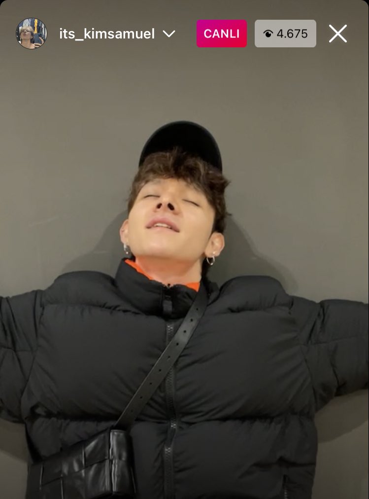 SamuelKimpicss's tweet photo. SAMUEL OPENED A LIVE STREAM ON INSTAGRAM @ksamuelofficial https://t.co/0lfi0Onbsa