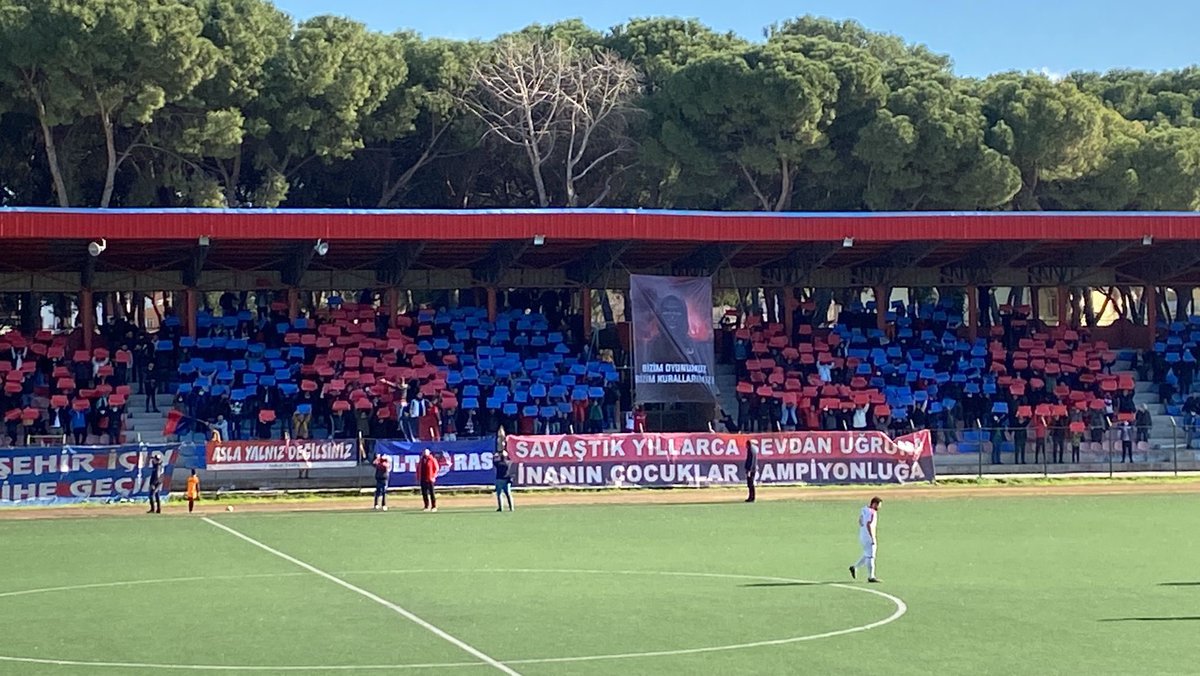 ArkaBesliForum's tweet photo. İzmir SAL | Ödemişspor - Tire Bld

Sevdanın ligi olmaz! https://t.co/zwHmKP9C0f