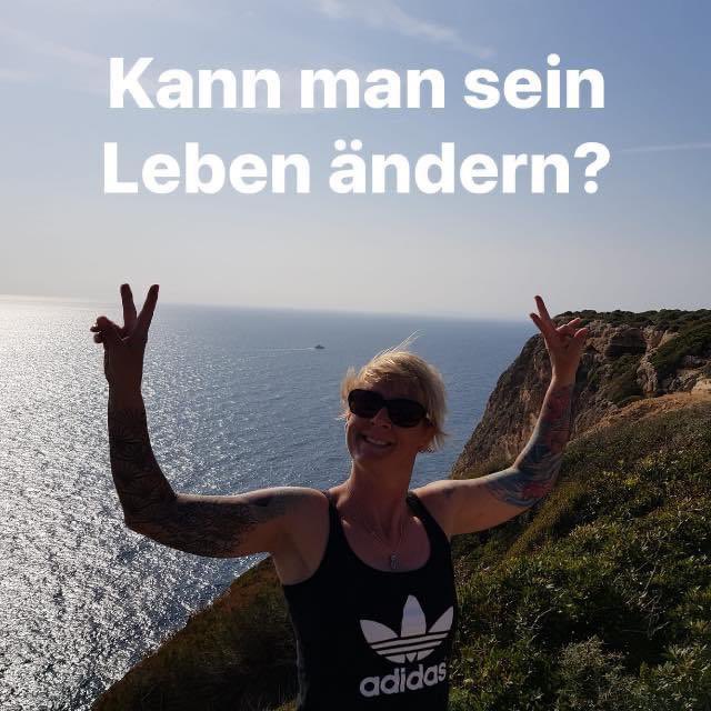 4M_Fitness's tweet photo. #changelife #life #change Stillstand ist Rückschritt aber nicht bei mir. Die letzten 20 Monate waren mehr Tiefs als Hochs aber aufgeben kommt nicht in Frage, nur weil die #Politik denkt mir Vorschriften machen zu wollen. Ich bin ich und ich bin frei! #iamunique #youunique https://t.co/3BqZT24jXc