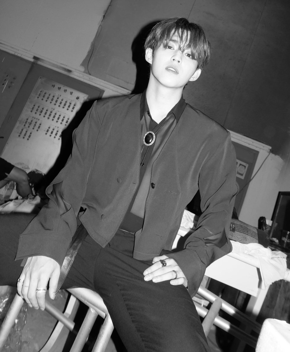 domcheol's tweet photo. ik seungcheol was fully aware of the damage brought upon these photos he posted https://t.co/WolPLggj4l