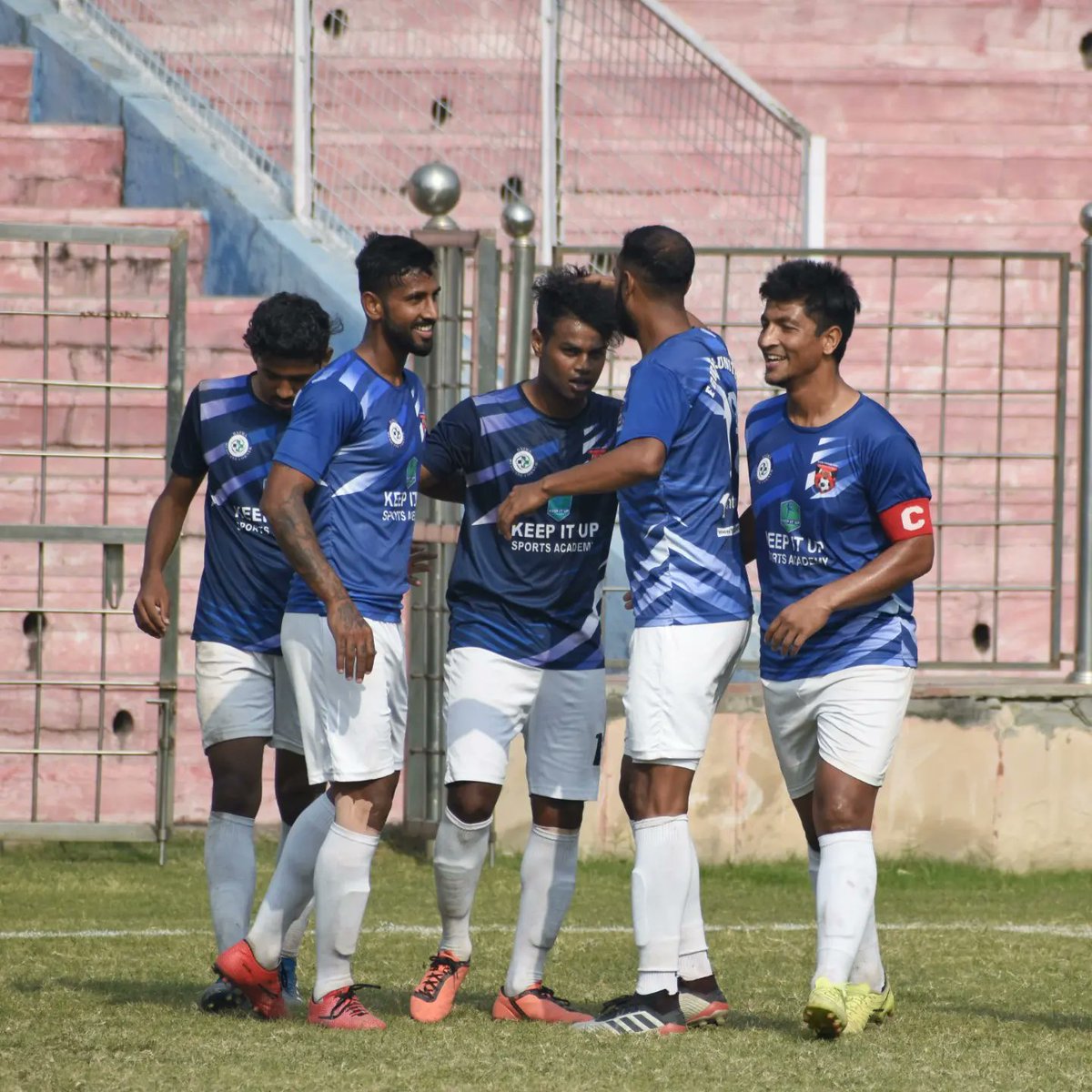 FootballDelhi's tweet photo. || Football Delhi Premier League 2021-22 ||
Friend United FC - 4th Place ! ⚡⚡
Congratulations Team !
#footballdelhi #FDPL #FDPremierLeague https://t.co/DT7jsQH1BD