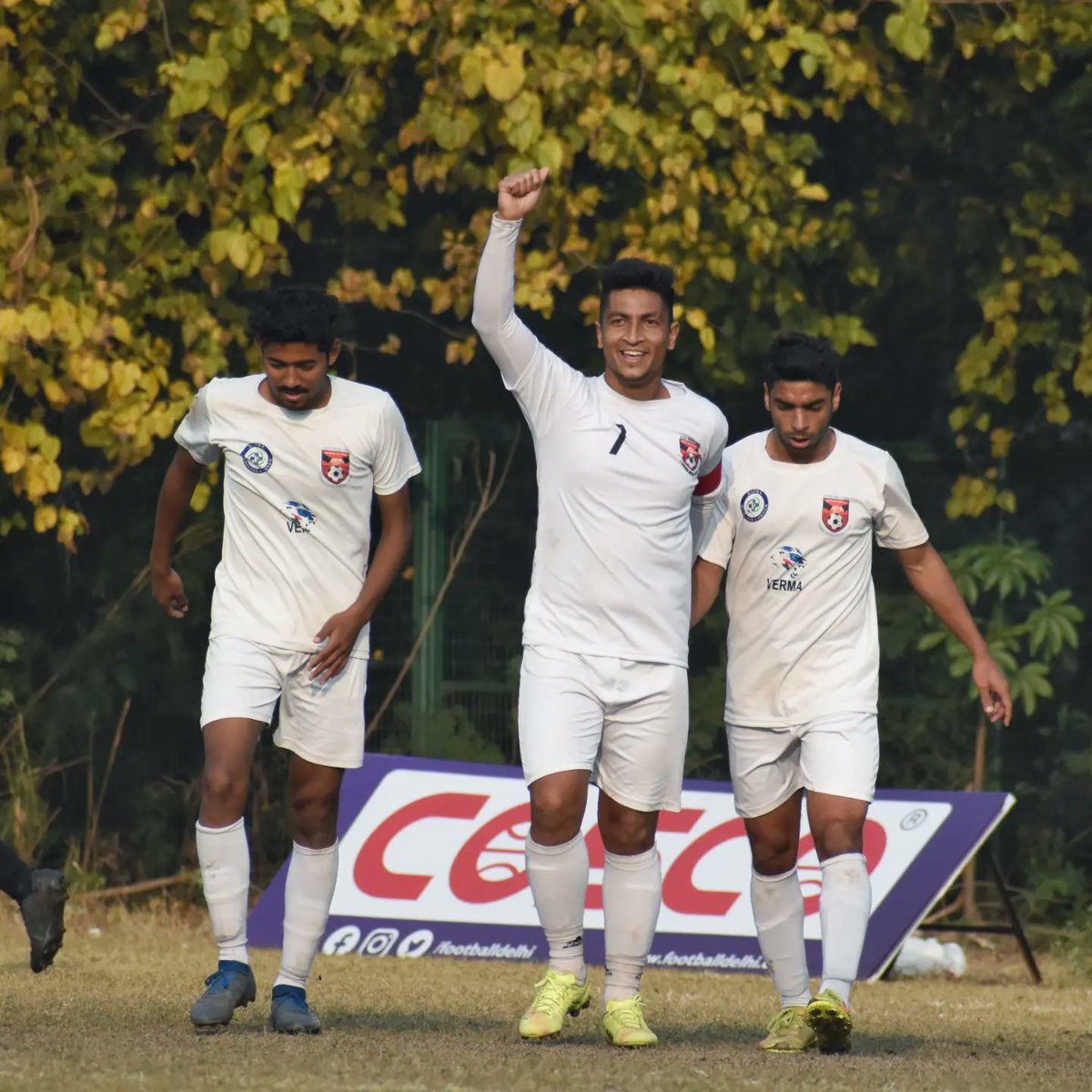 FootballDelhi's tweet photo. || Football Delhi Premier League 2021-22 ||
Friend United FC - 4th Place ! ⚡⚡
Congratulations Team !
#footballdelhi #FDPL #FDPremierLeague https://t.co/DT7jsQH1BD