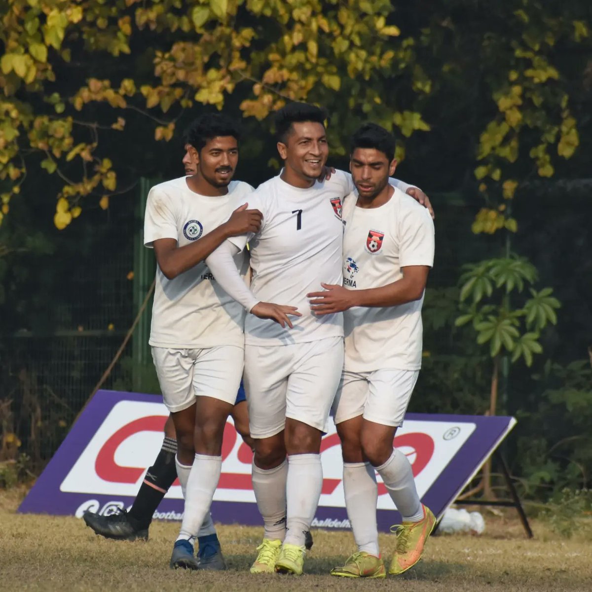 FootballDelhi's tweet photo. || Football Delhi Premier League 2021-22 ||
Friend United FC - 4th Place ! ⚡⚡
Congratulations Team !
#footballdelhi #FDPL #FDPremierLeague https://t.co/DT7jsQH1BD