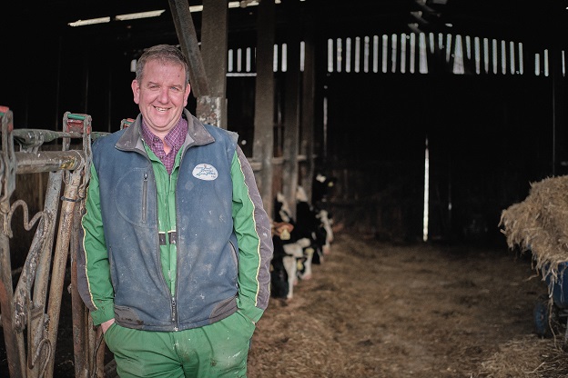 AHDB_Dairy's tweet photo. Two exciting events for your diary this week:

- 1pm Weds - Are robots for you? webinar: https://t.co/gmFGiEQrdC
- 11-2pm Thurs - #StrategicFarm launch in Cornwall: https://t.co/nr4sWf6lQM

See what's coming up later in the month: https://t.co/a7Ywk8Yj6L https://t.co/YNCWdxulCV