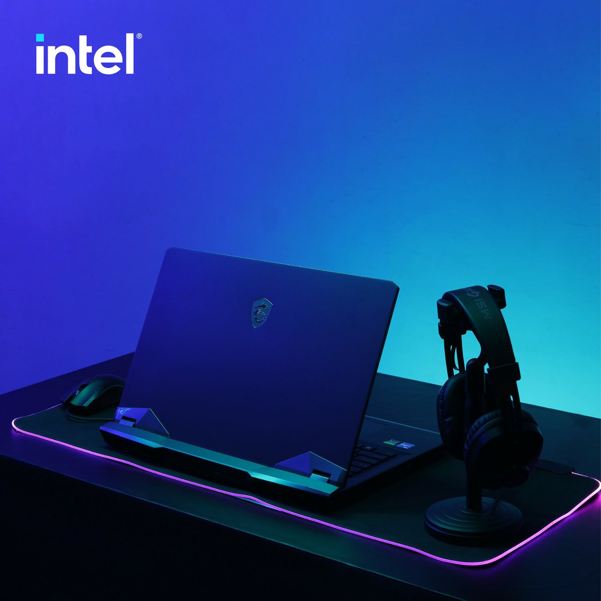 Intel_Indonesia's tweet photo. Pengen bisa main game dengan lancar tapi pengen bisa ngedit video? Yuk upgrade laptop kamu ke laptop berprosesor Intel Core 11th Gen H-series, ada promo exclusive e-money senilai 250rb di Tokopedia! Tunggu apa lagi? Cek https://t.co/oE1kAmKpq8
#BuildUpYourGame #GameWithIntel https://t.co/Il8580VlX8