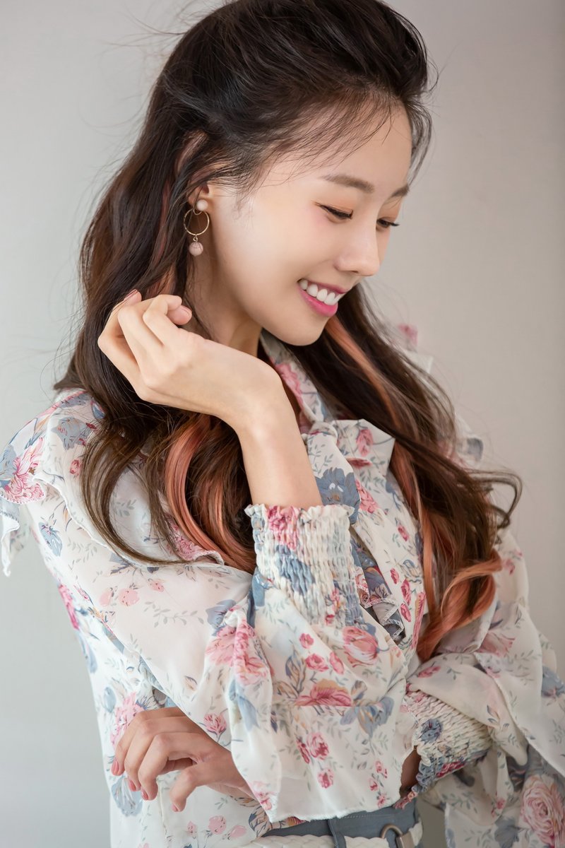 MelodyDayTH's tweet photo. #AHNYEIN  #안예인 #MELODYDAY #멜로디데이 https://t.co/eRIXNE6Np4
