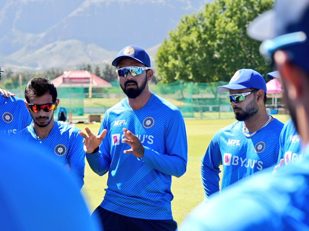 BCCI's tweet photo. ODI MODE 🔛

We are here at Boland Park to begin prep for the ODIs 👍🏻

#TeamIndia | #SAvIND https://t.co/psMVDaNwbc