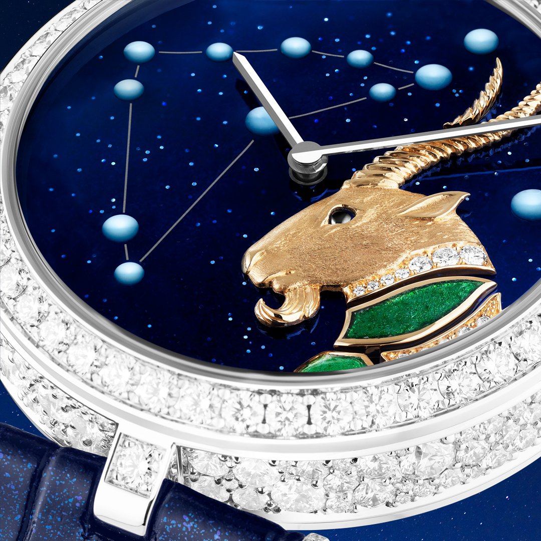 vancleef_japan's tweet photo. 壮大な宇宙の鼓動に呼応する時計、ゾディアック リュミヌー。文字盤の上に星の瞬きをつなぎ、星座を映し出します。
時を刻む牡羊座と山羊座、それぞれの詩情あふれる世界に惹き込まれて。https://t.co/6U5LzW2EIu
#VCAwatches #VCAZodiaque #VCAPoetryofTime #ポエトリーオブタイム #VanCleefArpels https://t.co/bGYXmZ6JlD