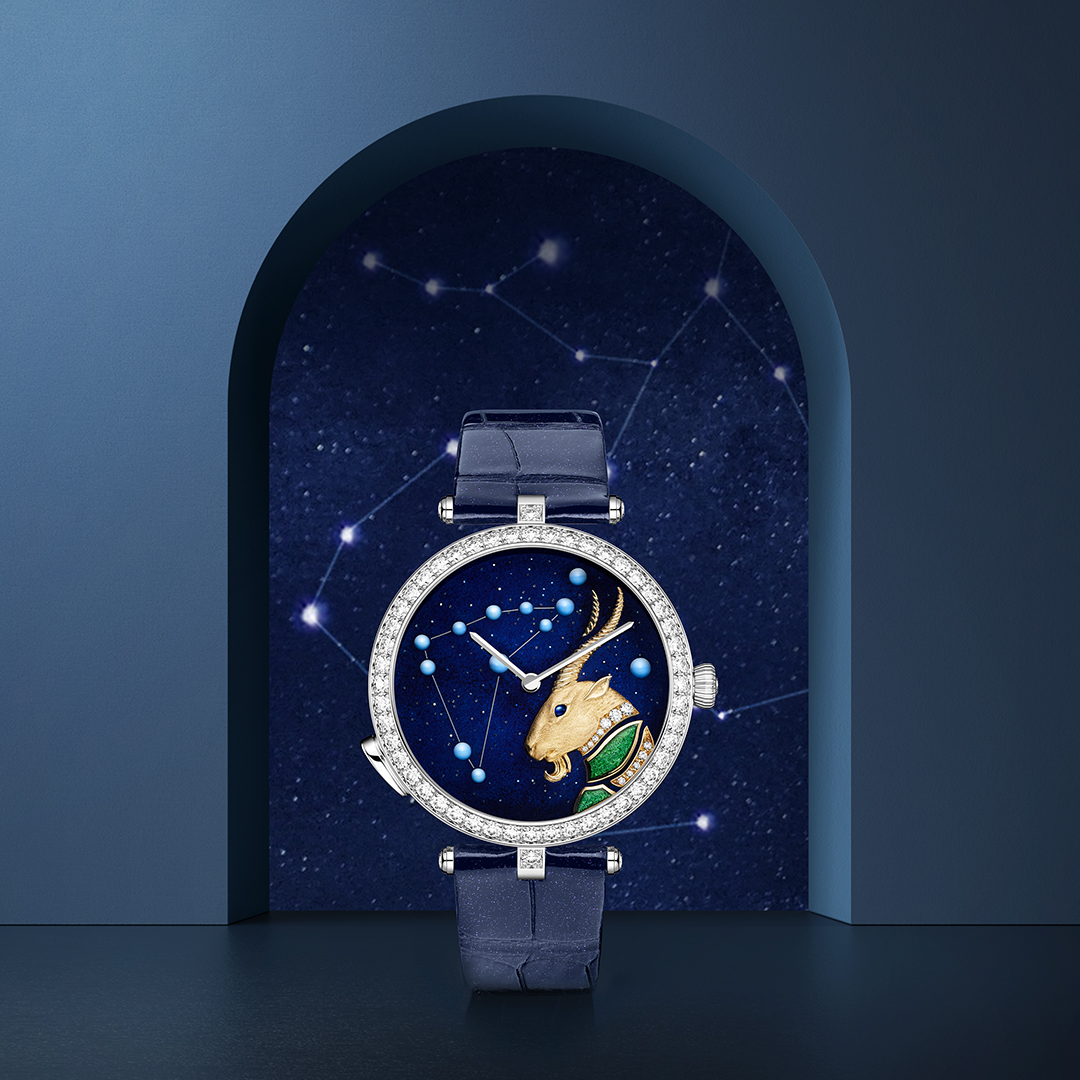 vancleef_japan's tweet photo. 壮大な宇宙の鼓動に呼応する時計、ゾディアック リュミヌー。文字盤の上に星の瞬きをつなぎ、星座を映し出します。
時を刻む牡羊座と山羊座、それぞれの詩情あふれる世界に惹き込まれて。https://t.co/6U5LzW2EIu
#VCAwatches #VCAZodiaque #VCAPoetryofTime #ポエトリーオブタイム #VanCleefArpels https://t.co/bGYXmZ6JlD