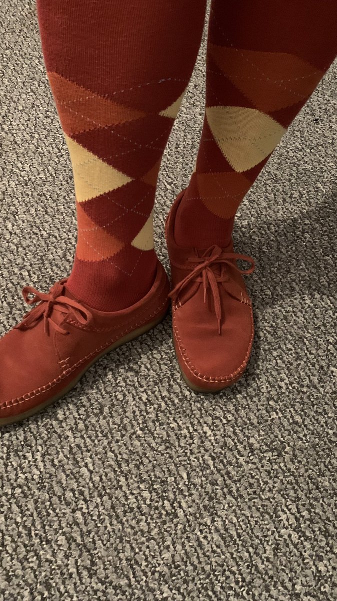 Hoodie1973's tweet photo. Have a lovely Monday
#socksoutmonday
@SockCouncil https://t.co/plFAB41ixk