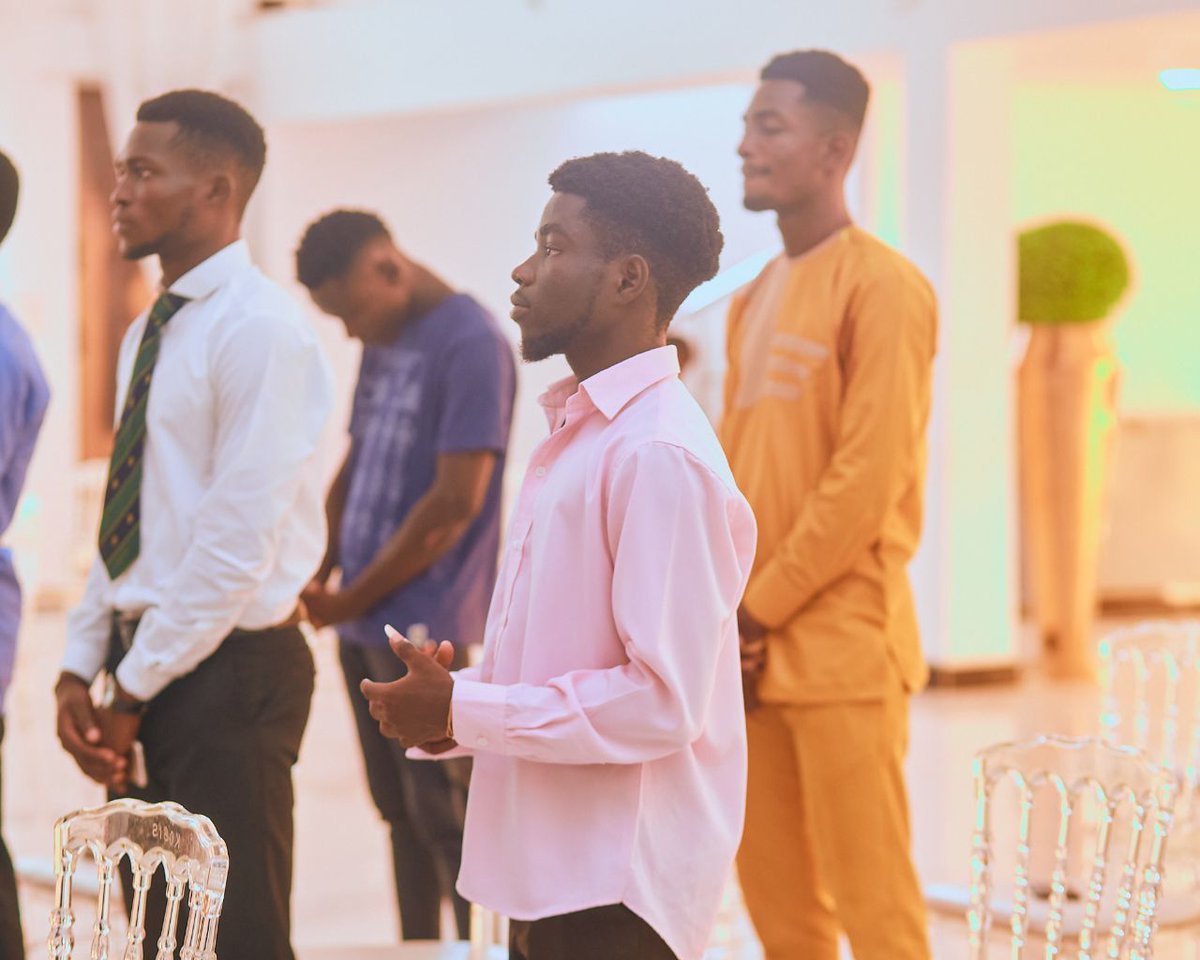 iampako3's tweet photo. SUCCESS in life is impacting your world with the investment of your PERSONALITY ~Pst Benny
#CENCYCLIFESTYLE
#development
#investment
#transformationsunday
#transformation https://t.co/EPio65BqMy