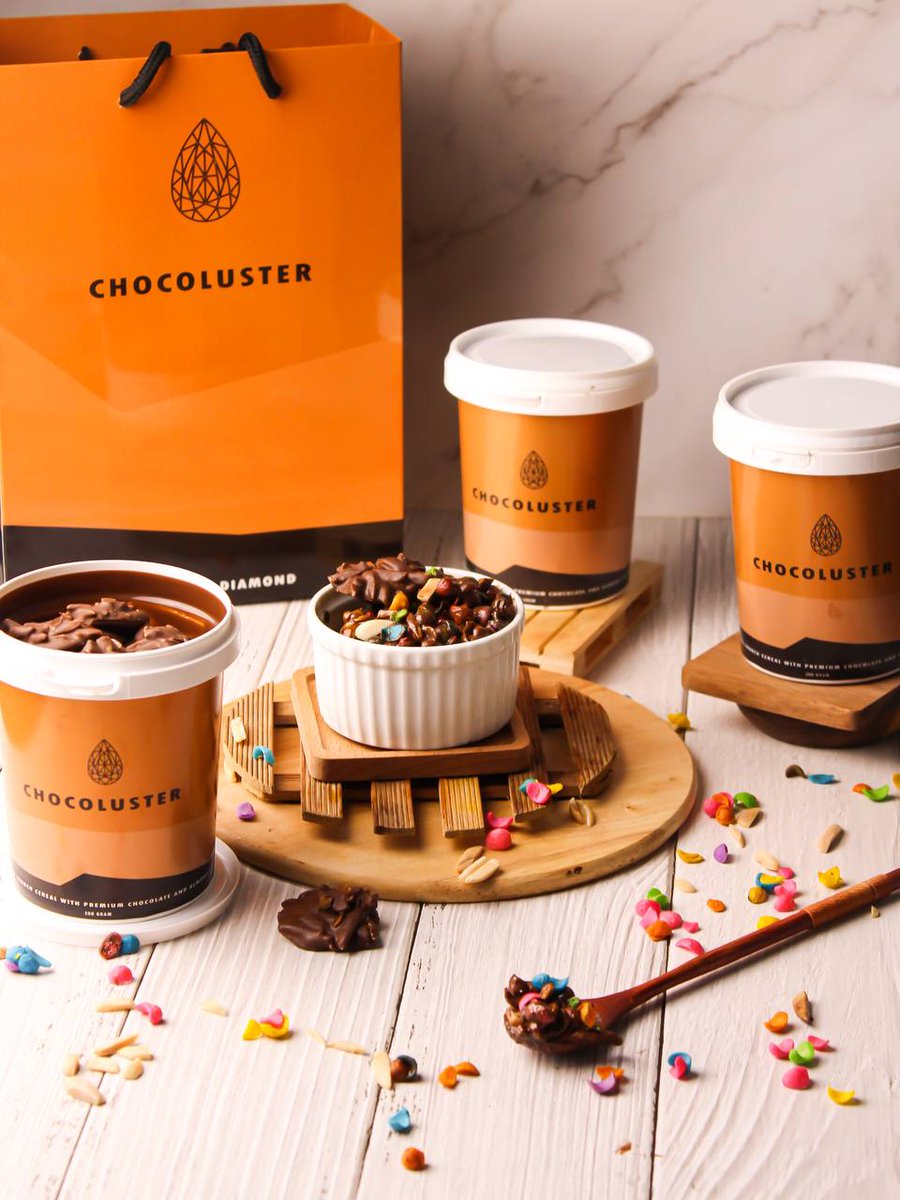 linoirino02's tweet photo. Open order untuk new batch chocoluster (chocojar+almond cluter)

Rm18 exc postage 

📍postage: rm8 (wm) | rm15 (em)

✅include freebies hehe.
🏷buy 2 tub can get paper bag exclusive

Sapa nak boleh dm i tau thankyou 💞
#pasarchocojar https://t.co/70sdtVHdnp