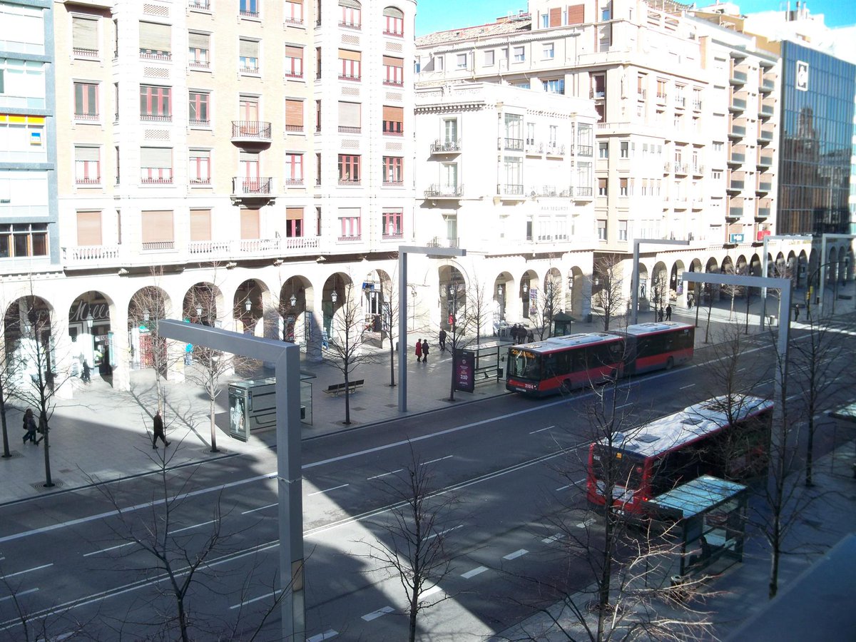 CopeZaragoza's tweet photo. Los trabajadores del servicio del bus urbano retoman este lunes los paros parciales al no llegar a un acuerdo con la concesionaria, la empresa Avanza, en la última reunión que mantuvieron. Los paros serán de 12.30 de la mañana a las 16.30 de la tarde. @buszaragoza https://t.co/pVWmJCbXZp