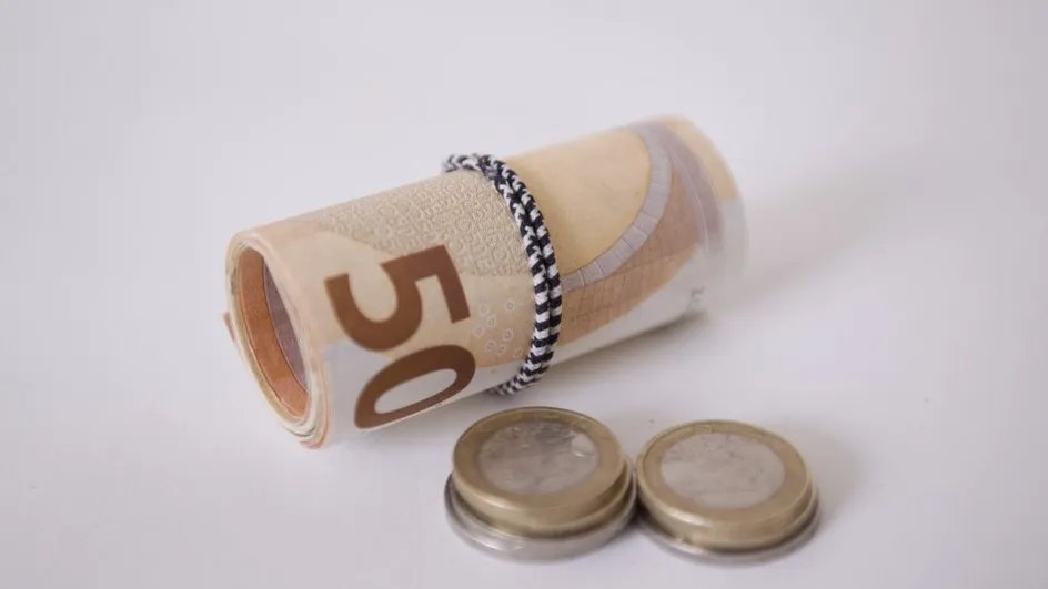 franceinfo's tweet photo. Covid-19 : la fortune des dix plus riches a doublé depuis le début de l'épidémie, selon Oxfam

https://t.co/xPeh6KhV5s https://t.co/5UbGZOTIMb
