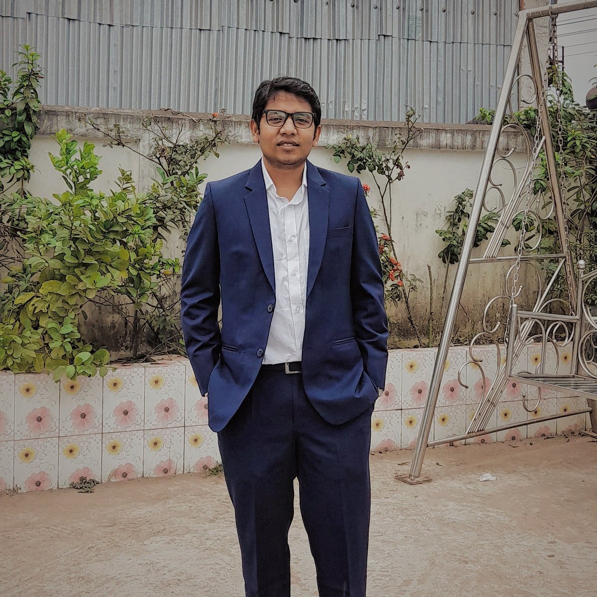 MehdiNobel's tweet photo. #NewProfilePic https://t.co/QZ0SYHnSPo