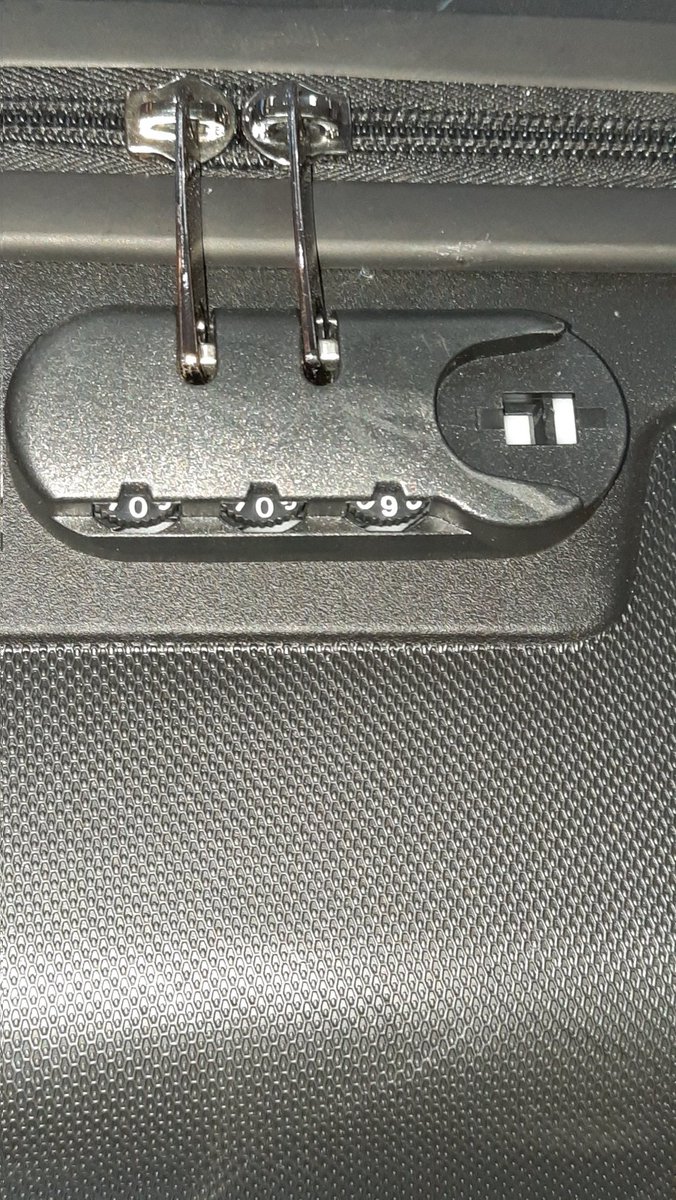 Thanks <a href="/IndiGo6E/">IndiGo</a> my brand new trolley bag has completely lost its key box or whatever its called. I wonder what fresh hell did my check-in bag face