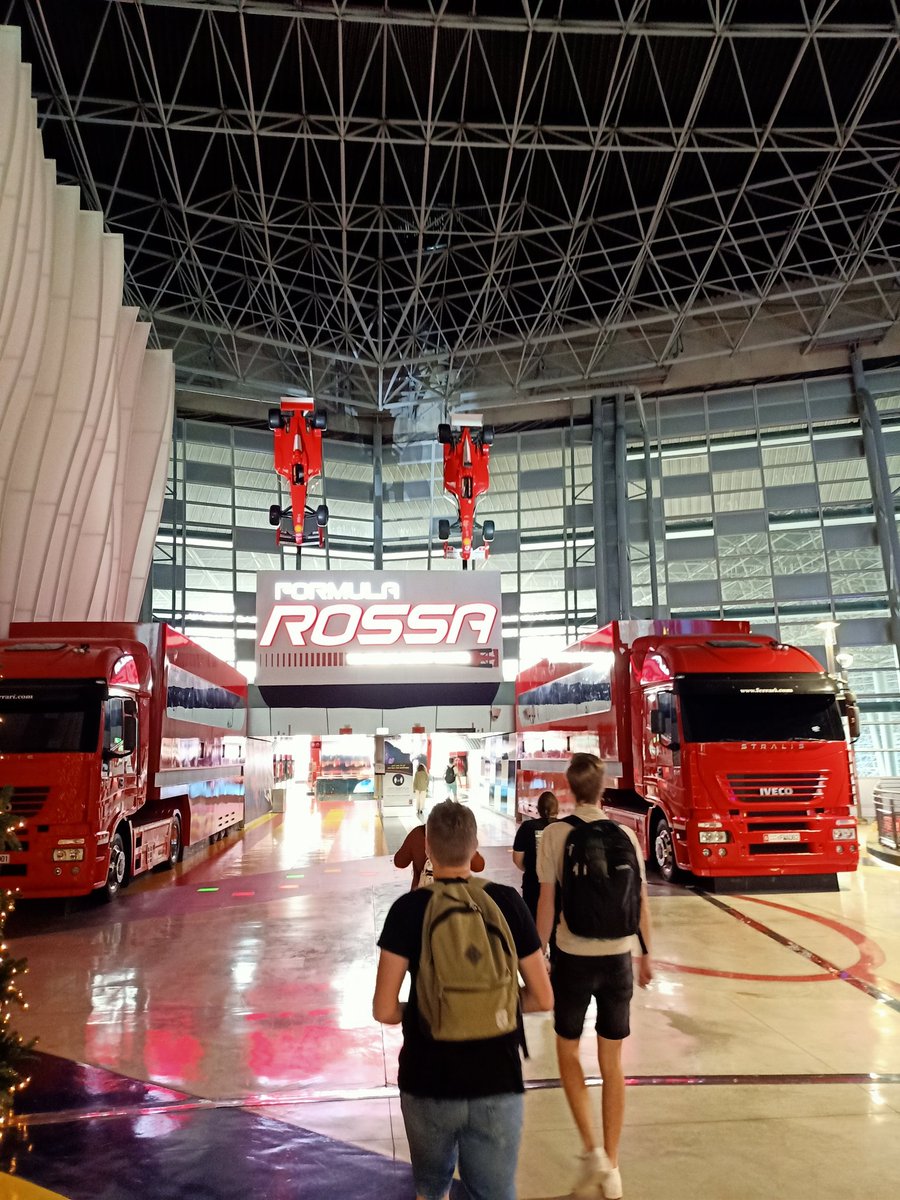 Pretparkhopper's tweet photo. #ferrariworld Abu Dhabi #themetour https://t.co/dtMqgr5OAE