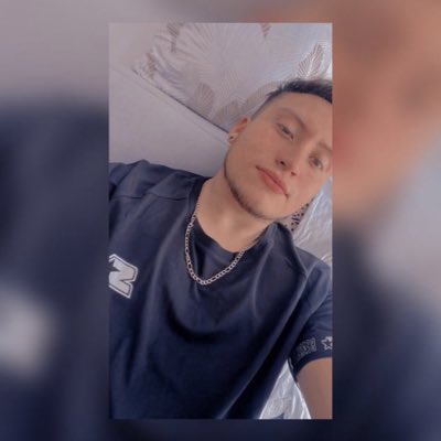 chaleston18's tweet photo. #NuevaFotoDePerfil https://t.co/cRyFwe2AqC
