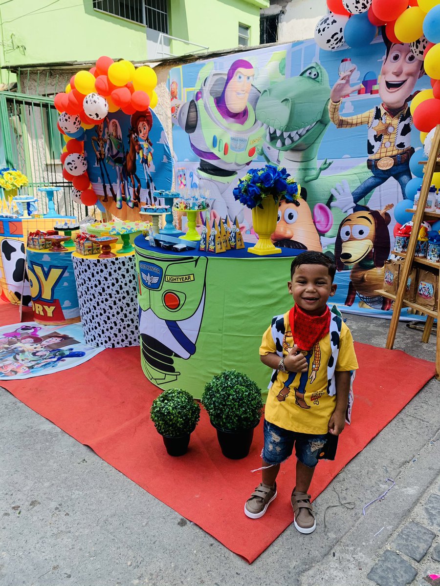 Marcelle_Pietro's tweet photo. Meu Denis #fez4 aninhos. 🥳❤️ https://t.co/DrudcnMbDP