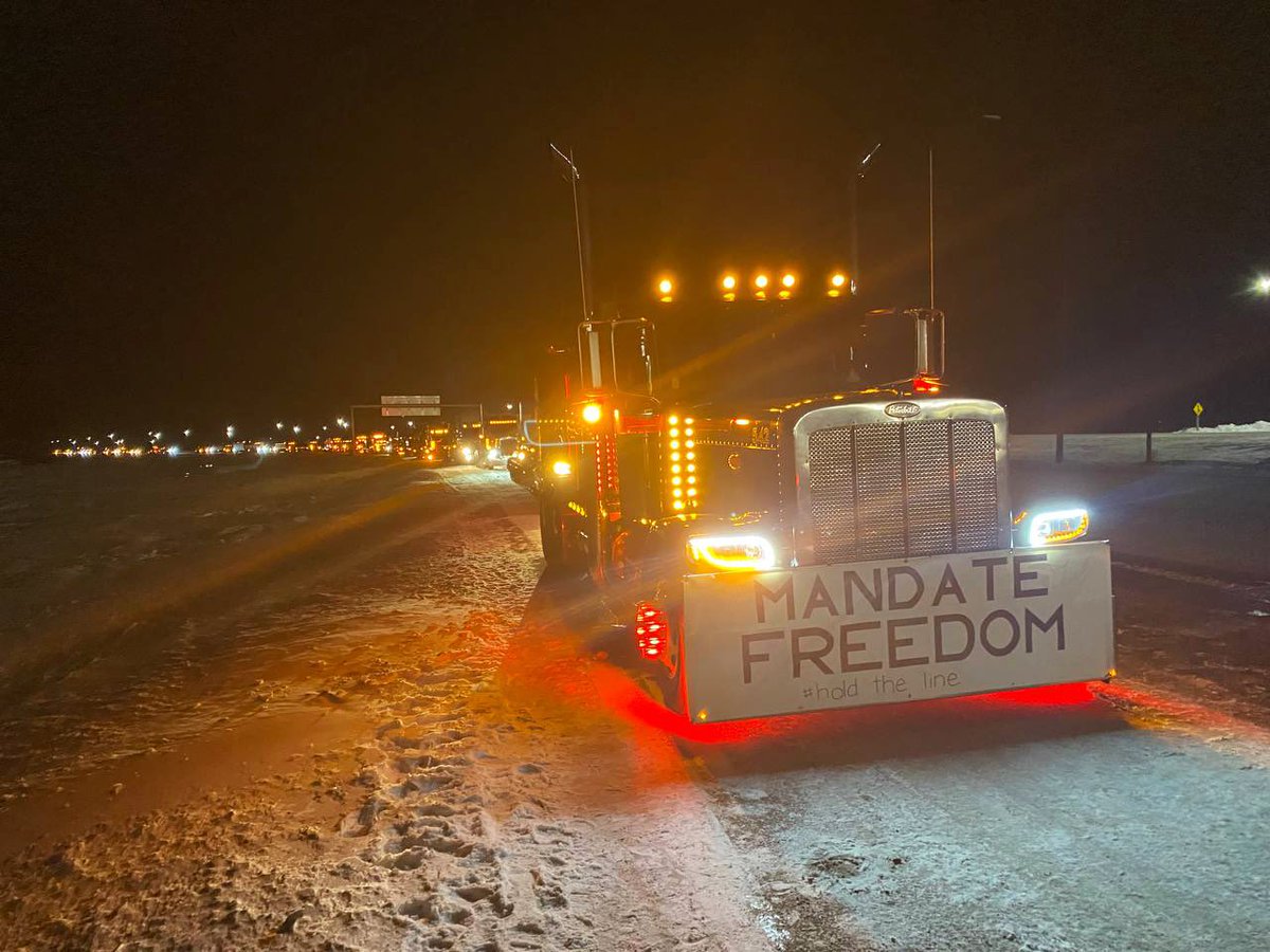 Trucker rally today at Emerson MB on hwy75, protesting the unjust discrimination of a medical procedure border crossing mandate! #holdtheline #freedom <a href="/bsfarmzeldon/">Eldon Klippenstein…praying for sunshine</a> <a href="/LifeChanger76/">Wade Hildebrant</a>