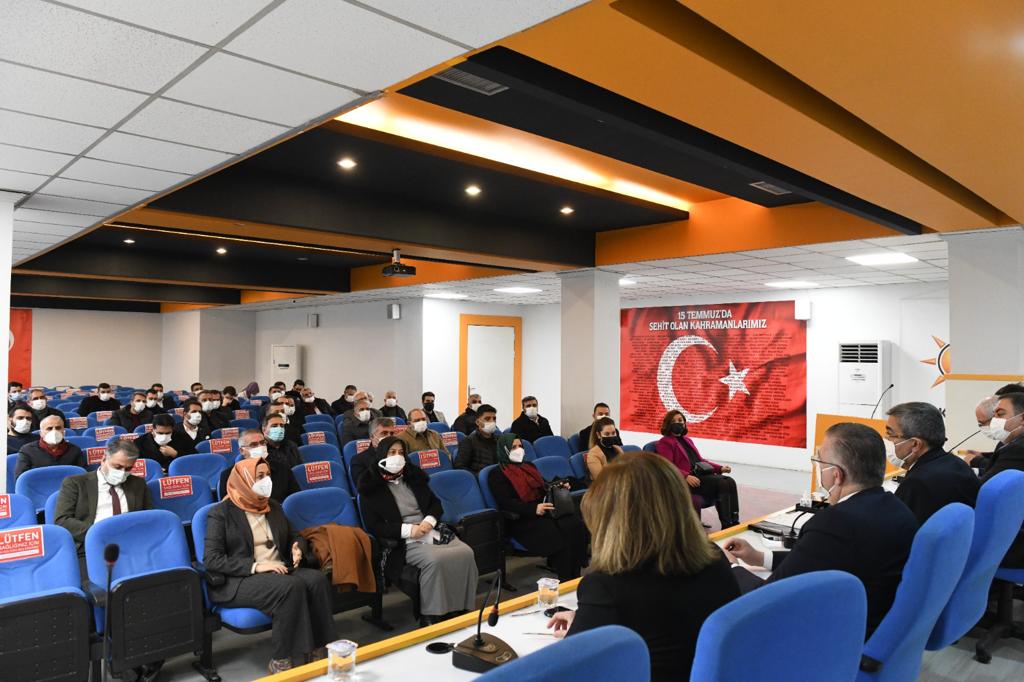 AKPartiG_Antep's tweet photo. İl Başkanımız Sayın @EyupOzkececi başkanlığında; haftalık olağan il yönetim kurulu toplantımız gerçekleştirildi. https://t.co/hvmHuXGWSW
