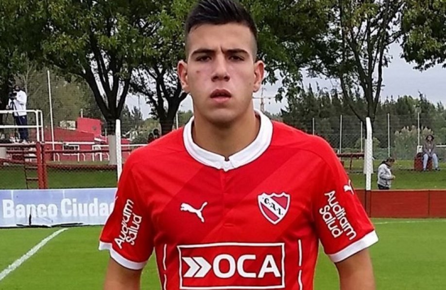 matierrecalde's tweet photo. 🚨 #Ascenso ⚠️ #MercadoDePases 🍺 #Quilmes
🗣 Hubo conversaciones con el representante de Nicolás #Messiniti.
📌 La CD del #Cervecero evalúa al único 9 que hoy tiene #Independiente en el plantel.
👹 En el #Rojo los dirigentes no saben nada del tema y no es del gusto de Domínguez https://t.co/pJW2ngc5z5