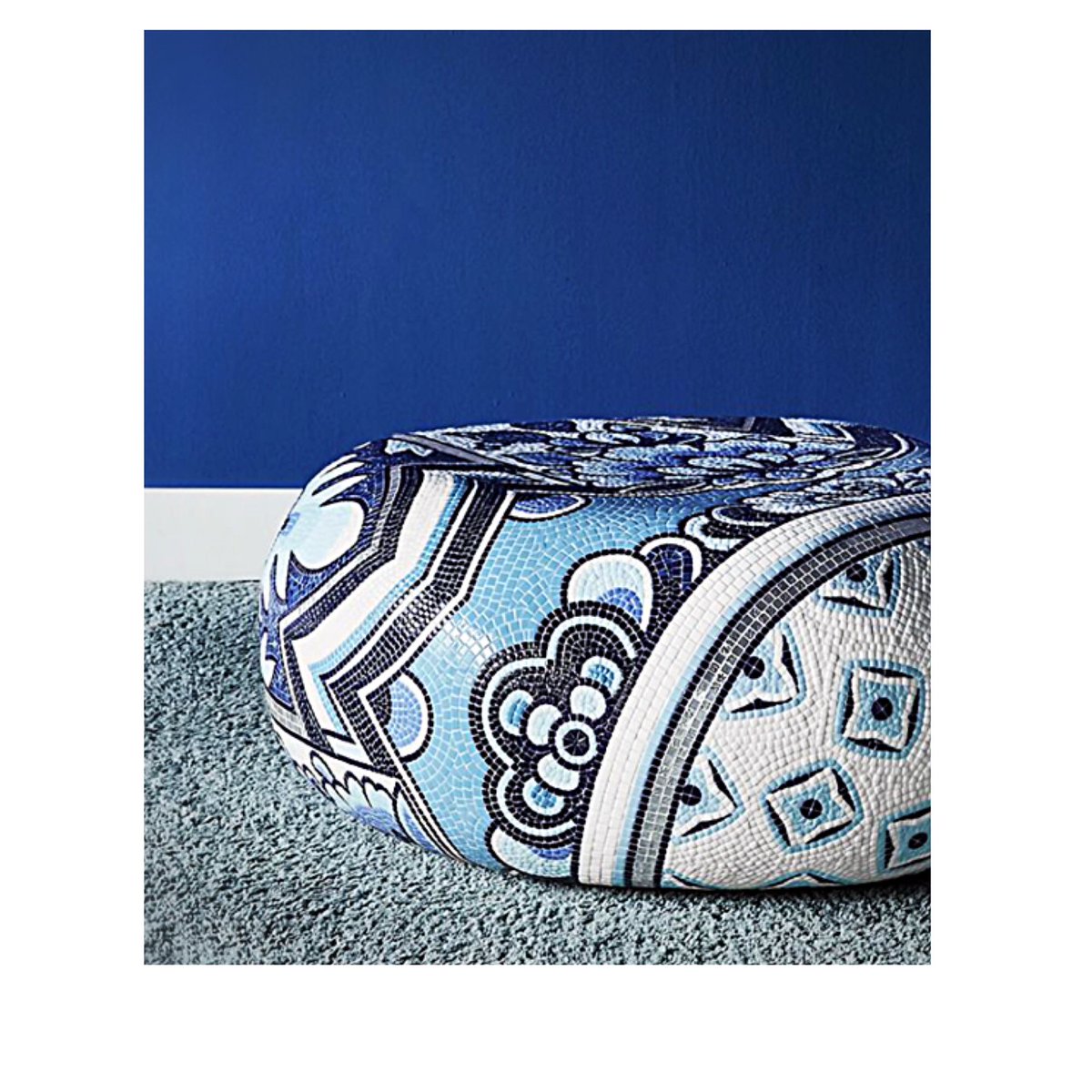 Blue Monday Norah?

The Pebble collection by Marcel Wanders <a href="/wanderswonders/">Marcel Wanders studio</a>.  Limited edition coffee tables hand-cut glass mosaic. 

#bisazzalondon #marcelwanders #design #mosaic #gold #interiors #homedecor #interiordesign #london #bisazza #homedecorideas