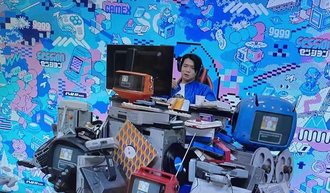 NHK Eテレ「セッション いまを駆ける君と」番組ロゴや背景ビジュアルなどpixelart担当しています。世界観を存分に使用頂き感動。中学の時、パソコン室でもくもくとドットで絵を描いてた頃を思い出してしまった。新しい世代へ何かの刺激になると嬉しいです。#ドット絵 #pixelart 