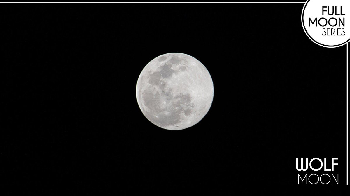 csa_asc's tweet photo. Look up tonight to see the #WolfMoon, the first full moon of the year! Lunar exploration is likely to stand out in 2022 with lots of rocket tests and science missions coming up, crucial steps towards sending humans back to the Moon. #FullMoonSeries 

Image: NASA https://t.co/MV9dCqx5h3