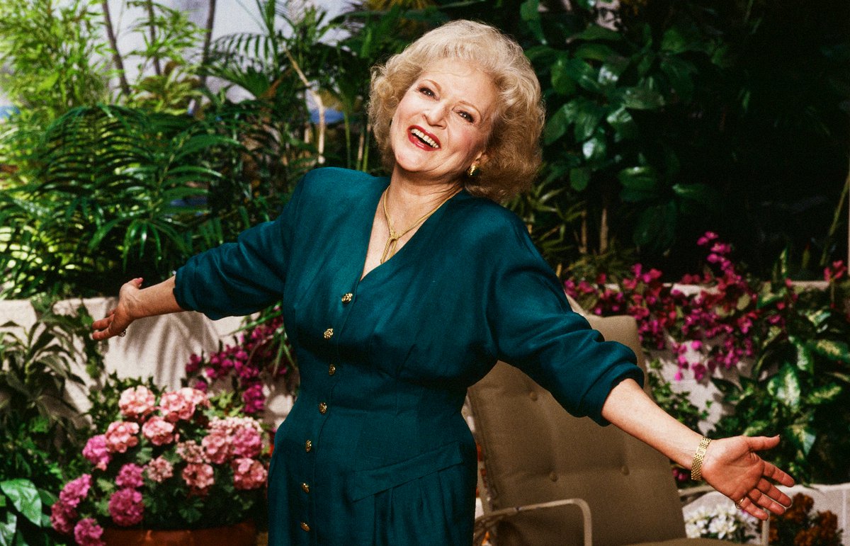 getFANDOM's tweet photo. Betty White would have turned 100 today ❤️ https://t.co/wI6RYDkGI6