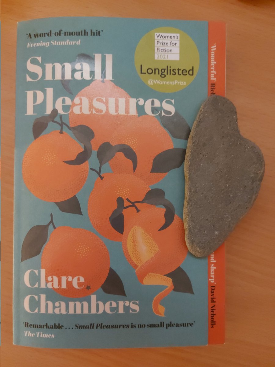 Thanks to #beatthebacklog I've finally got round to reading #SmallPleasures by #ClareChambers

What a book. Absolutely gorgeous writing - it was such a joy to read. Loved it 🍊