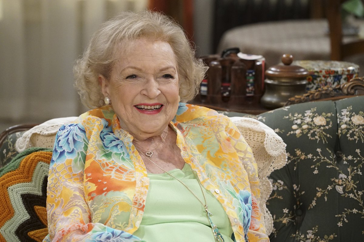getFANDOM's tweet photo. Betty White would have turned 100 today ❤️ https://t.co/wI6RYDkGI6
