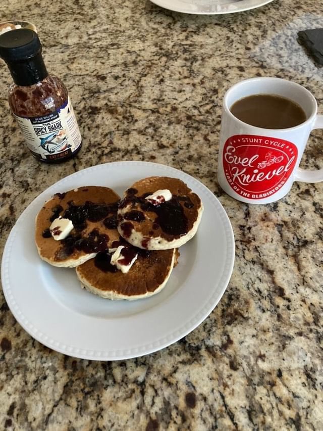 thespicyshark's tweet photo. How about some Hot Blueberry Pancakes for breakfast? 🫐🍁🥞☕️

Curious about our Blue Shark Hot Blueberry Maple Surup? 

Check out this YouTube review right here ==> 

🫐 https://t.co/HnjCQ3ALrn
#pancakes #pancakelover #pancakestack 
#blueberrysyrup #maineblueberries #maplesyrup https://t.co/2axkPyVLxP