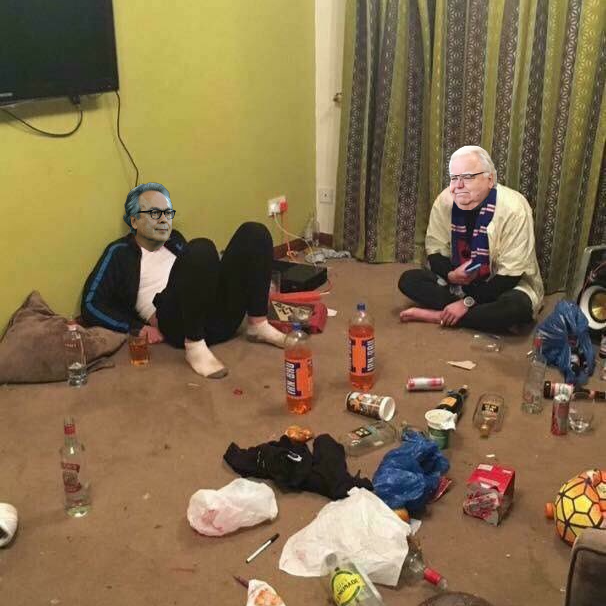 JonnyGabriel's tweet photo. “Bell Roberto Martínez again, lad” https://t.co/vP0hfX5SVy