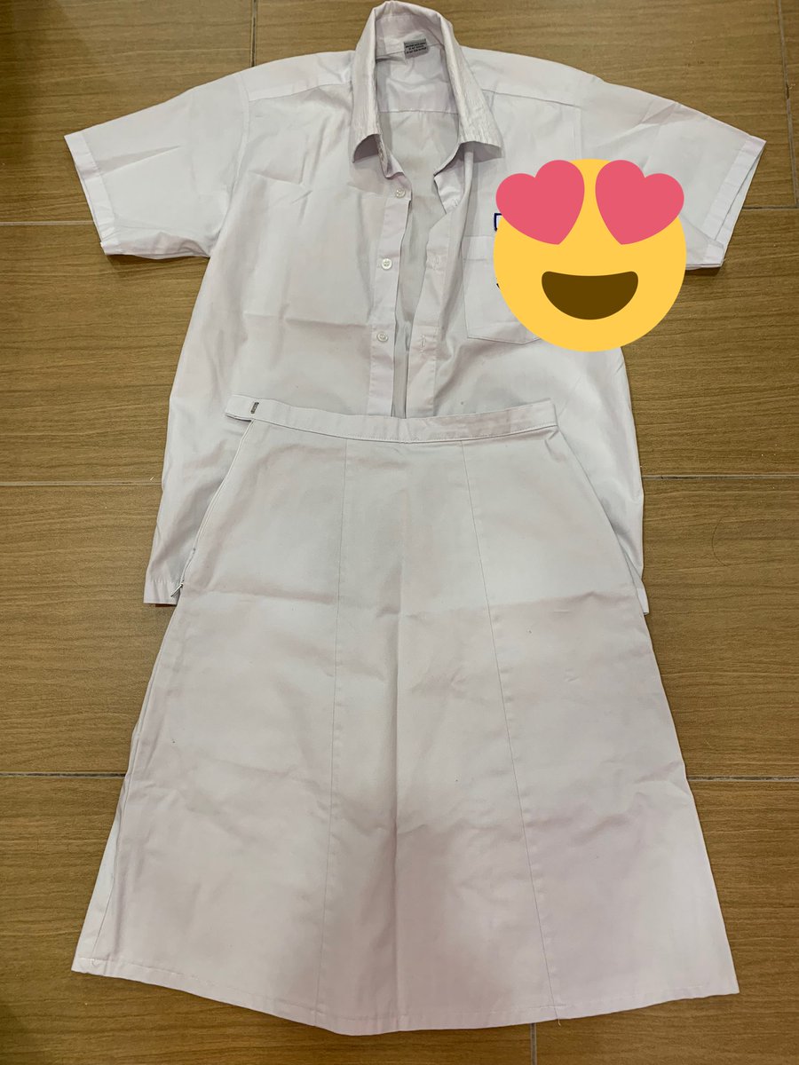 jeeelynn3's tweet photo. 上架 3

白衣 + 白裙 + 领带

马来西亚学生
还有名字和校徽。
校鞋校袜子都一起的

都是和女孩子本人买的

买了不会后悔

有兴趣pm pm

#中学生 #中学生女子 #校服 #校服控 #马来西亚校服 https://t.co/ORiJsl23QW