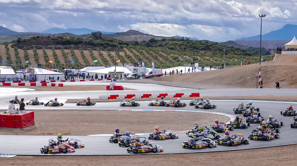 OneAirPictures's tweet photo. ¿Quieres ver tu evento deportivo desde una perspectiva espectacular? Nuestro servicio de grabación de eventos deportivos puede proporcionartela ¡¡Contáctanos!!

https://t.co/yZvfddYyMQ https://t.co/XFFzAvLR32