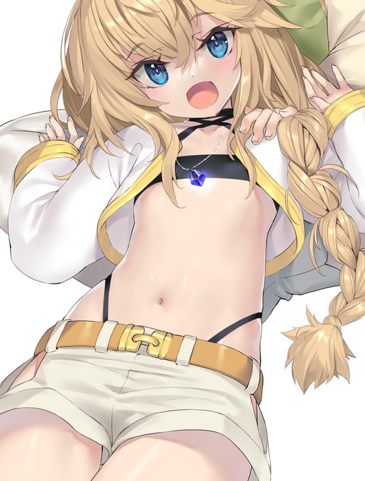 ロリはプニッとしたおなかの雰囲気を出しつつ、腰骨もほんのり主張させたい今日このごろ 