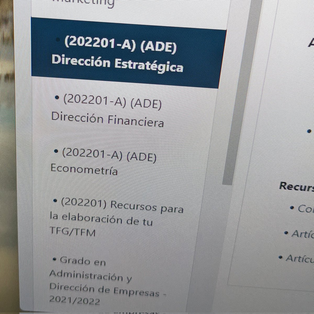 keep_going_hard's tweet photo. Empezamos lunes de buena mañana con @UI1_ADE @ui1Universidad 
#businessowners #networkingbusiness #businesswoman #businessowner #businessathome #businesspassion #intags #businesscoach #university #businesstrip #businessopportunity #businessman #business https://t.co/qGgM7e9VRt