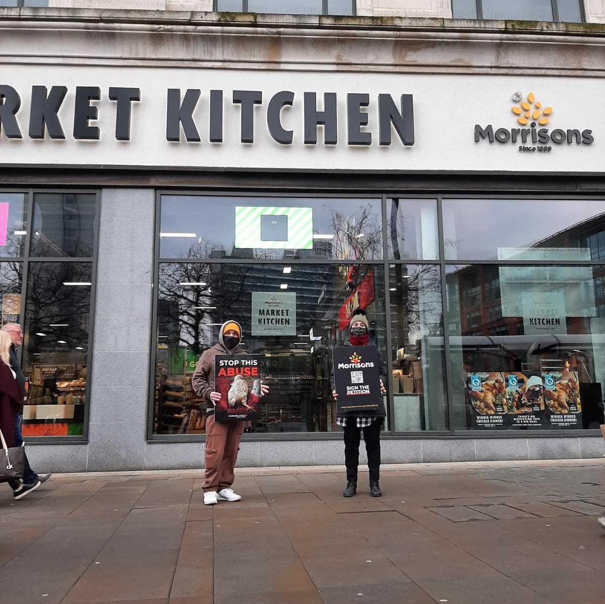 humaneleagueuk's tweet photo. Some of our brilliant volunteers were outside of @morrisons Market Kitchen in Manchester this weekend calling for an end to their cruel use of FrankenChickens! Amazing work 👏👏👏 https://t.co/6nwEBcZC2u