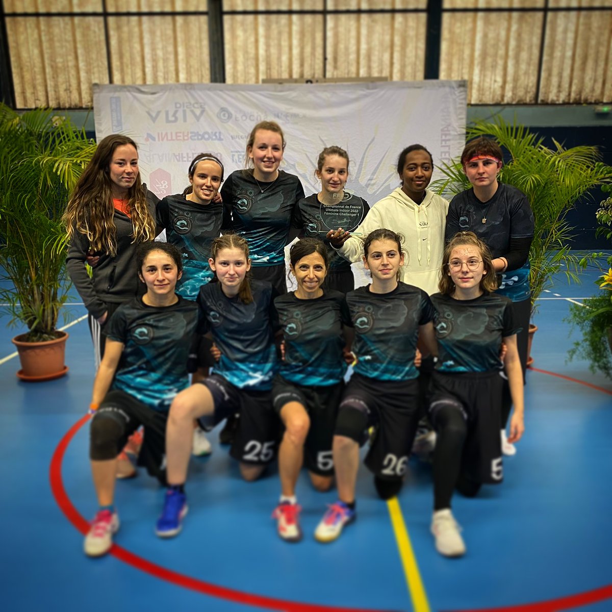 tsunamiduloing's tweet photo. Championnes ! N1 challenger
🏆🥇😎🎉🤩💪🥏🌊😍
#flyingdisc #fffd #ultimate #indoor #feminine #n1challenger #fierte #incredibleswomen https://t.co/xSOWk4p9p5