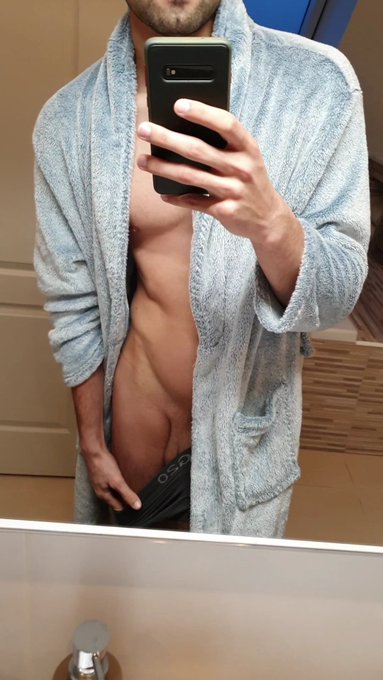 Somebody wants to Swallow this Thic White Load? 💦💦🤤 https://t.co/LUUaZsfUM1