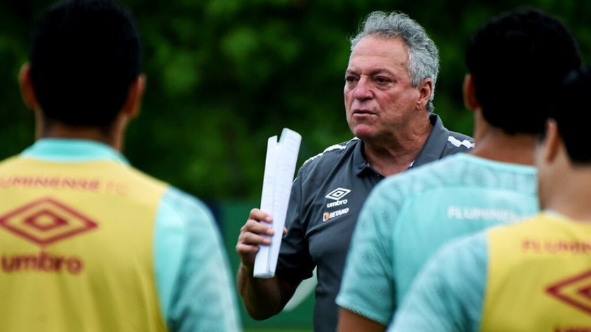lance_flu's tweet photo. Fluminense inicia última semana completa de treinos antes de estreia e terá definições com elenco completo https://t.co/Yw4GVVTI7L https://t.co/BZMJnlu7VM
