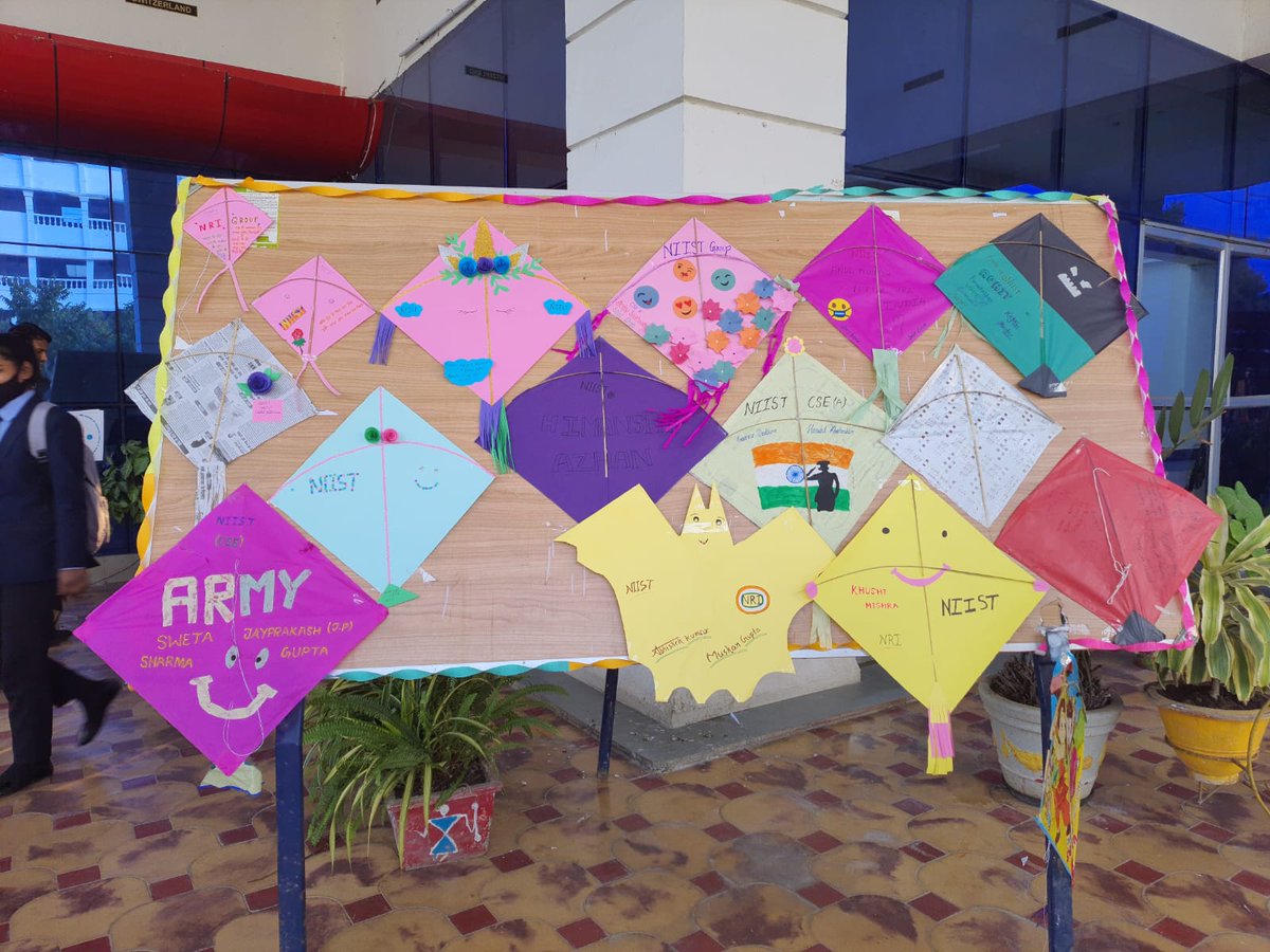 NRIGroupIndia's tweet photo. On 15th January 2022, "kite Flying Competition" Was Organized by the 1st Year https://t.co/tHy9aXay2T Students of NRI Institute of Information Science and Technology (NIIST), Bhopal.
#Kite #मकर_संक्रांति #लोहड़ी #KiteFlyingCompetition #14thJan #14January #14thJanuary https://t.co/qbDkyUnr50