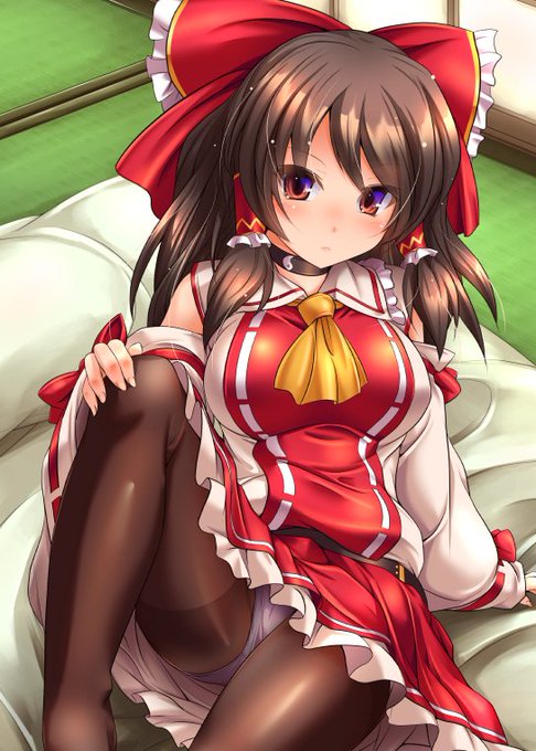 ローソンコラボに乗じて黒スト蒸霊夢おいときますね!!! 