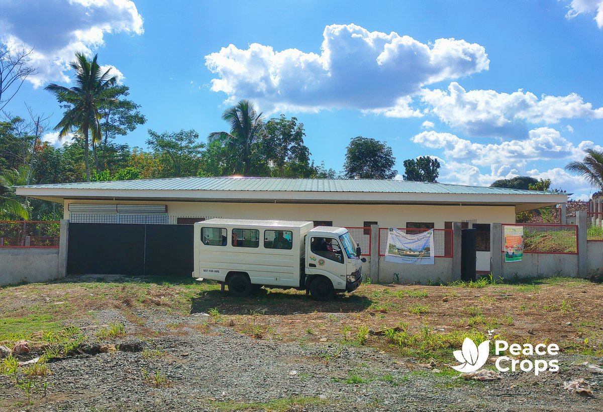 peacecropsph's tweet photo. CHOCO LOCO: GOING CRAZY OVER KADINGILAN'S TABLEA
This has got to be our farthest community engagement thus far at Peace Crops: Collecting data to feed into the making of a...
MORE ON: https://t.co/bEbpmn1ubx
---
#DTIBukidnon
#DropSeedsNotBombs
#PeaceCropsPH https://t.co/7QOHdN0qpb