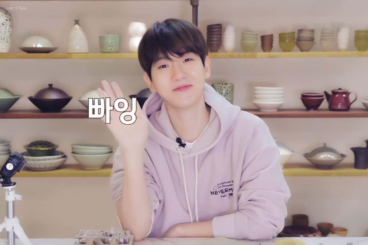codeB5O6's tweet photo. pottery making with baekhyun 🤍 https://t.co/8zLrIOr2N3